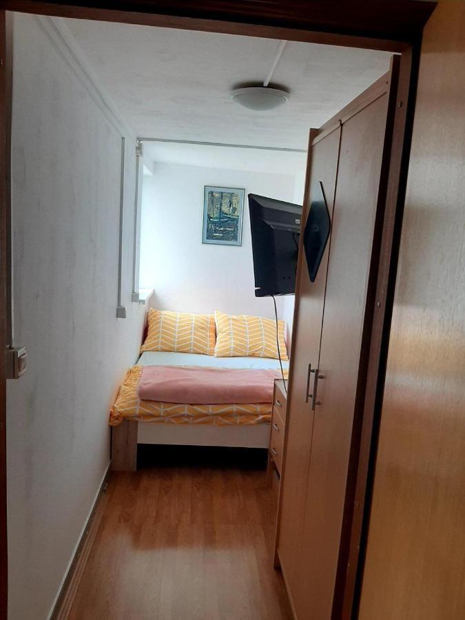 Apartment Tim Senj  Exterior foto
